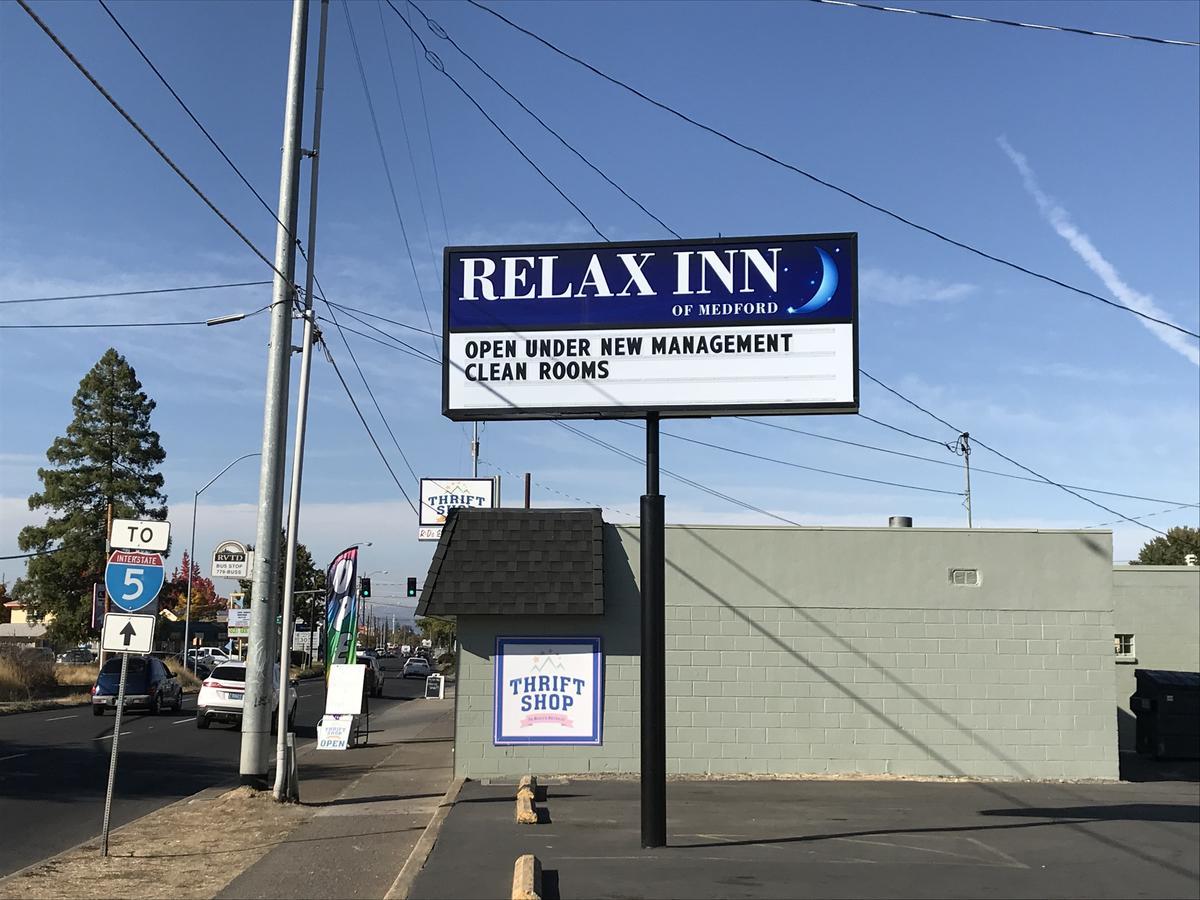 Relax Inn Of Medford Buitenkant foto